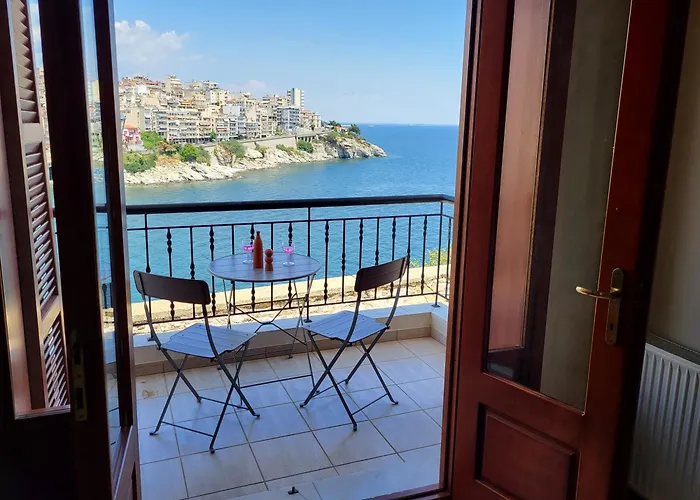 Cozy In Old Town Appartamento Kavala